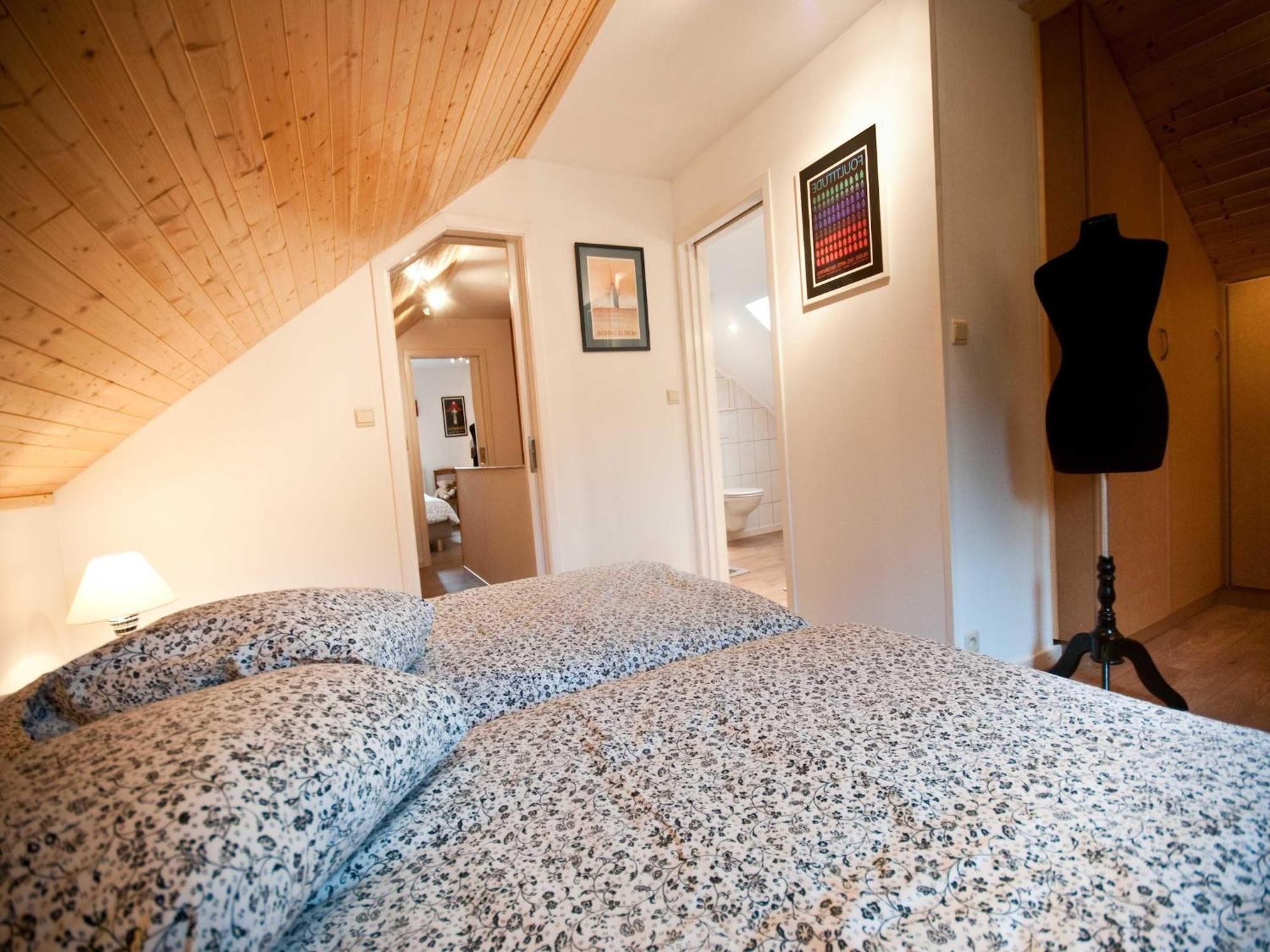 Modern Holiday Home In Stavelot With Fireplace Kültér fotó