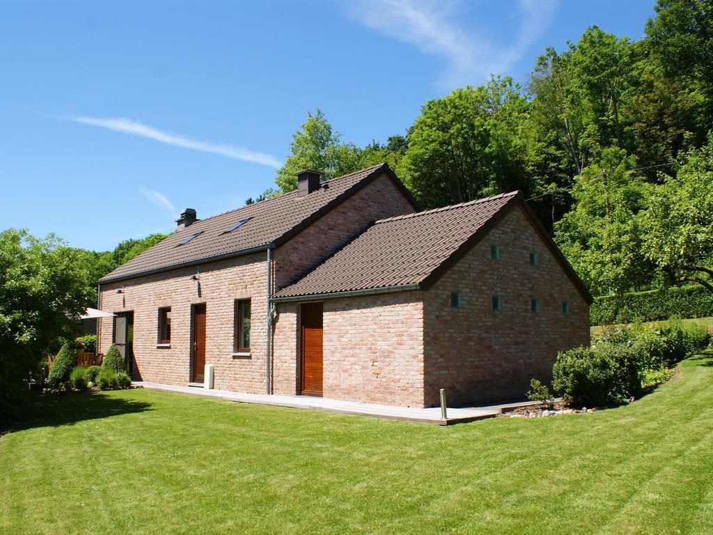Modern Holiday Home In Stavelot With Fireplace Kültér fotó